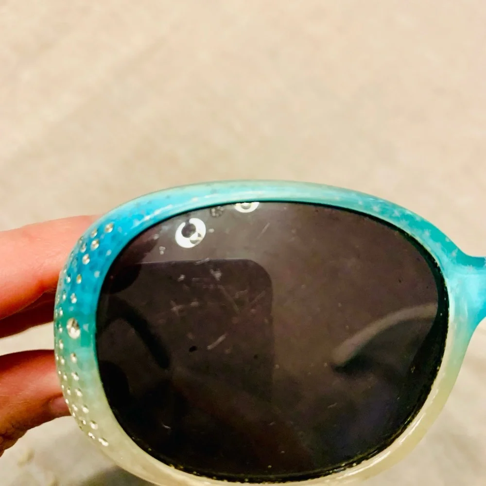 Disney Princess Frozen themed Elsa Anna Sunglasses girls